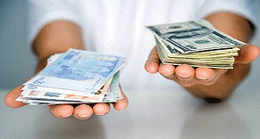 بانک مرکزی مانع نوسانات ارز شود/ هشدار در خصوص اثرات دومینویی افزایش نرخ ارز بر اقتصاد خانواده‌ها